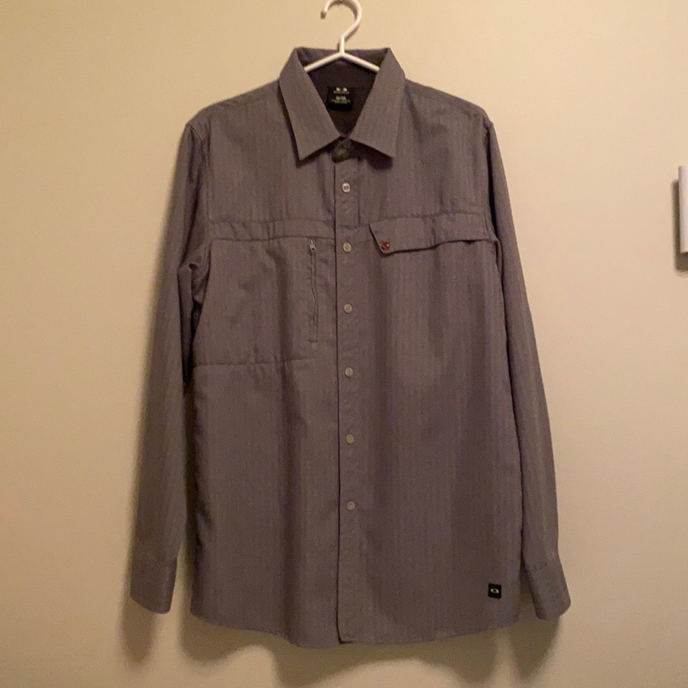 Oakley Shirt regular fit size M
